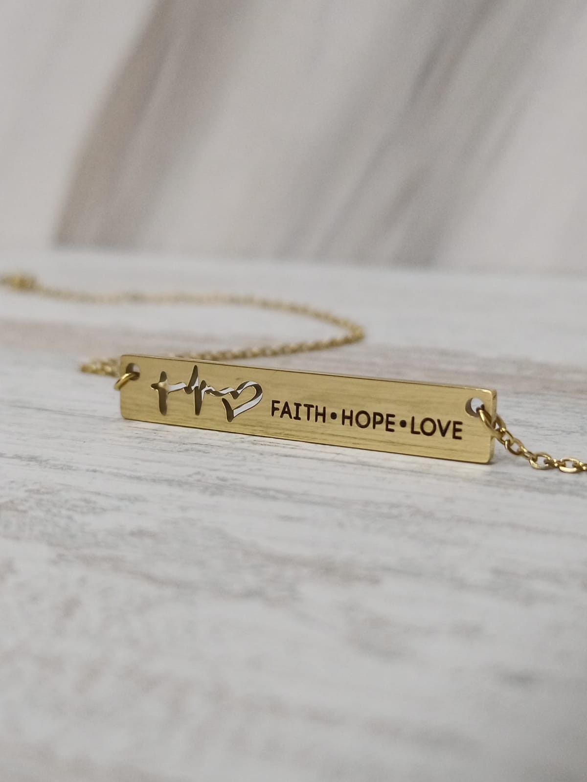 FAITH HOPE LOVE BAR NECKLACE (GOLD)