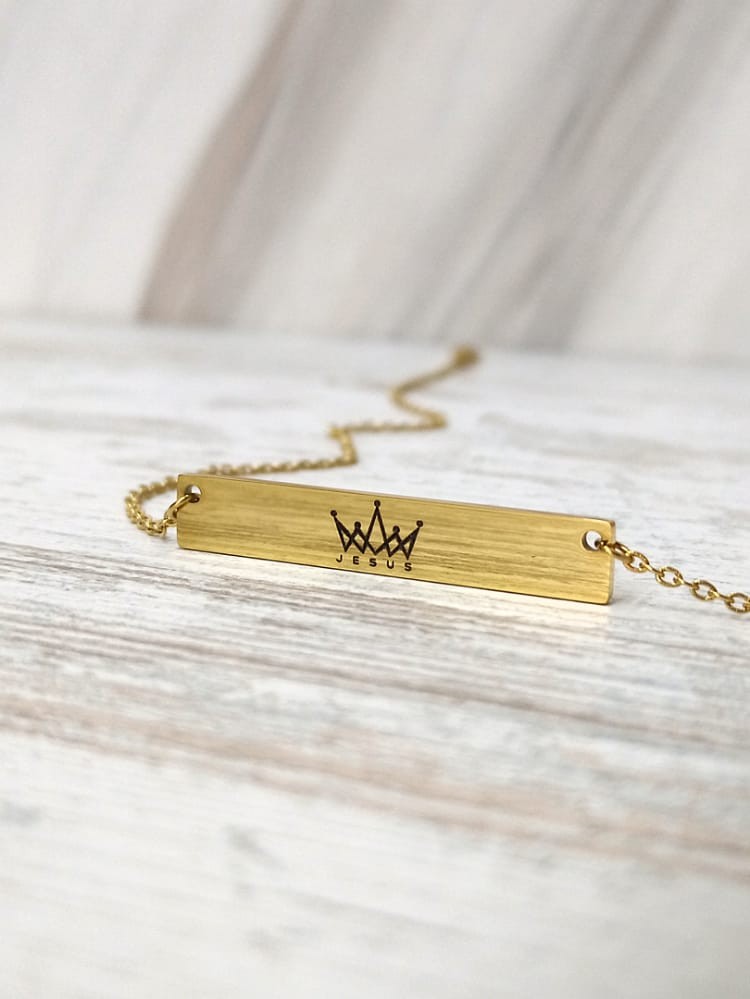 KING OF KINGS BAR NECKLACE (GOLD)