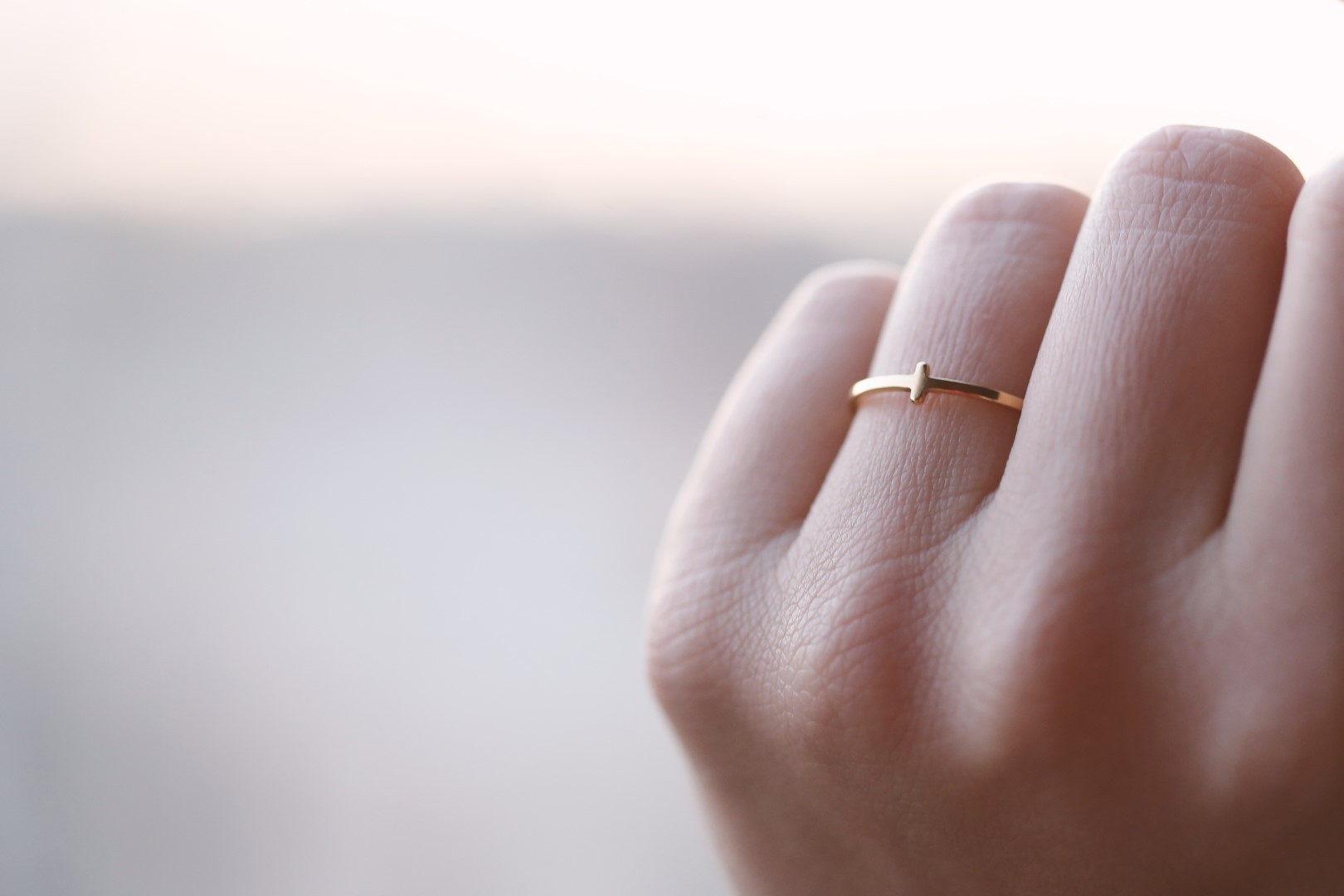 SMALL CROSS THIN RING GOLD PLATED